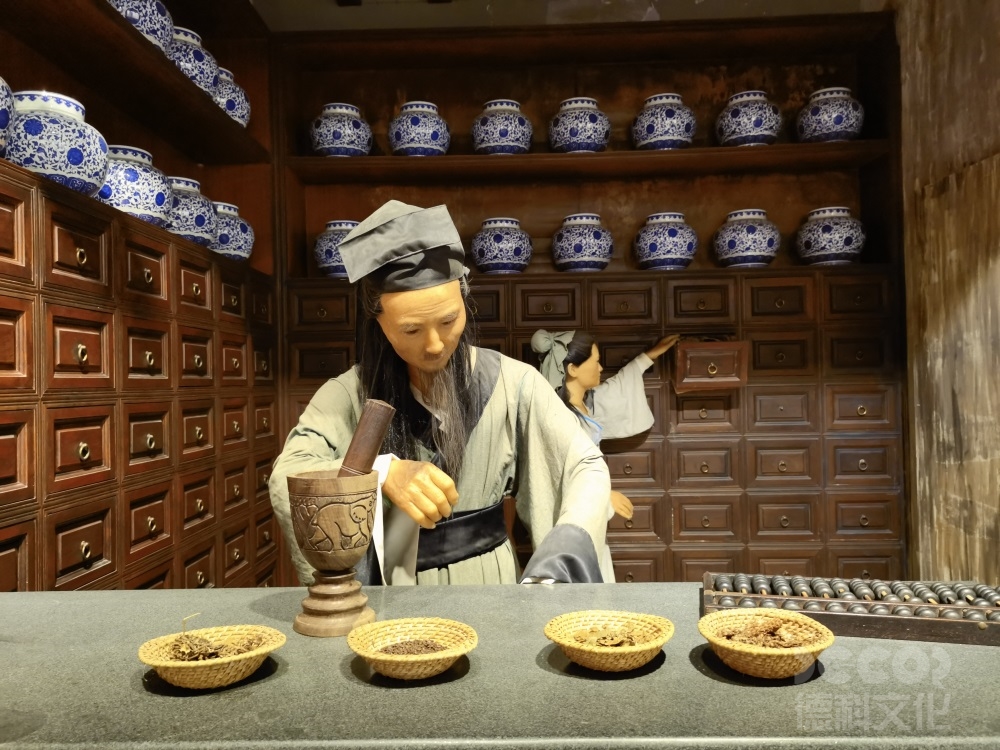 復古文化館展館裝修如何選擇合適的復古風格畫框？